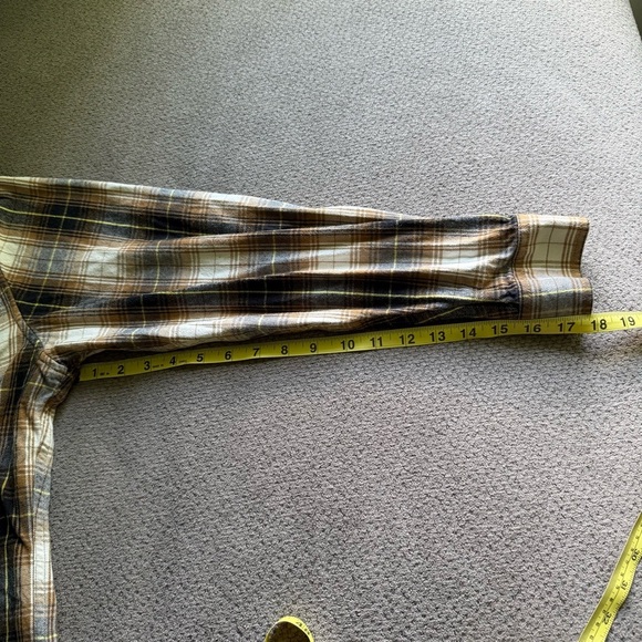 Eddie Bauer Button Down Shirt Men's Large Brown Plaid Flannel Cotton Long Sleeve - Picture 9 of 9